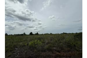 MLS# R11103927, Okeechobee, Florida 34972