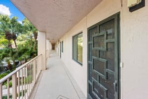 7320 Amberly Lane 204, Delray Beach, FL 33446 Sold 09/12/25
