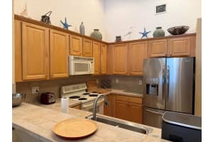 328 W Coral Trace Circle W, Delray Beach, FL 33445 - MLS#R11104011