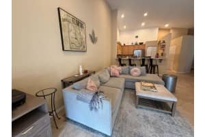 328 W Coral Trace Circle W, Delray Beach, FL 33445 - MLS#R11104011
