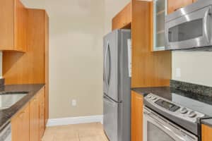700 E Boynton Beach Boulevard 407, Boynton Beach, FL 33435 - MLS#R11104056