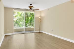 700 E Boynton Beach Boulevard 407, Boynton Beach, FL 33435 - MLS#R11104056
