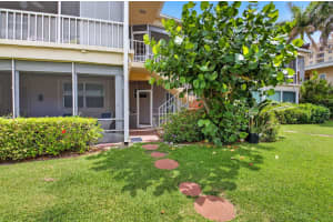 930 Osceola Drive 8, Boca Raton