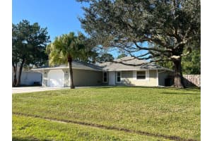 1045 SW Bay State Road, Port Saint Lucie, FL 34953 - MLS#R11104083