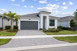 2752 SE Ashfield Drive, Port Saint Lucie, FL 34984 - MLS#R11104128