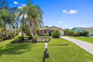 1986 SW Aquarius Lane, Port Saint Lucie, FL 34984 - MLS#R11104130
