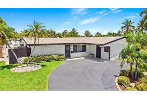 581 5th Avenue, Pompano Beach, FL 33060 - MLS#R11104205