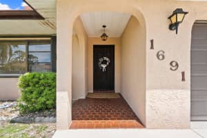 1691 SE Mistletoe Street, Port Saint Lucie, FL 34983 Sold 08/01/25