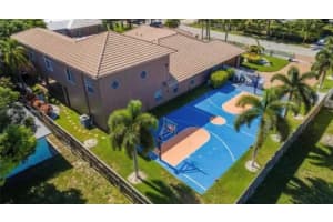 423 NE 3rd Street, Pompano Beach, FL 33060 - MLS#R11104273
