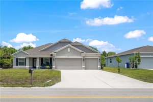 8977 101st Avenue, Vero Beach, FL 32967 - MLS#R11104280
