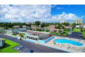 880 Horizons W 211, Boynton Beach