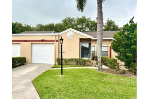 4561 Discovery Lane 14, West Palm Beach