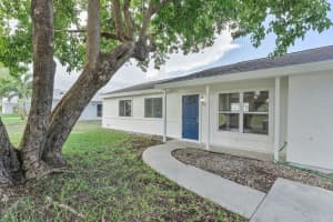 1041 SE Spinnaker, Port Saint Lucie, FL 34983 Sold 07/25/25