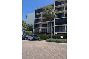 225 Beach Road, Tequesta, FL 33469 - MLS#R11104382