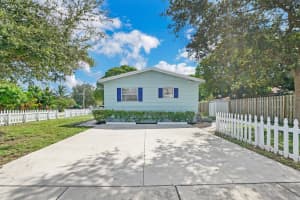 201 SW 11th Avenue, Delray Beach, FL 33444 Sold 08/15/25
