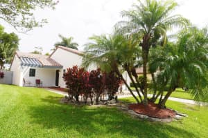 6369 Lantana Pines Drive, Lake Worth, FL 33462 Sold 09/12/25