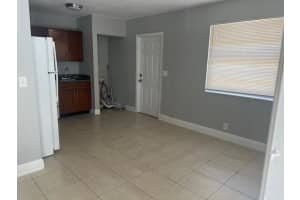 1713 NE 3rd Avenue, Delray Beach, FL 33444 - MLS#R11104476