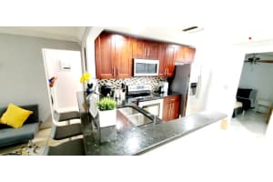 518 El Prado, West Palm Beach, FL 33405 Sold 08/08/25