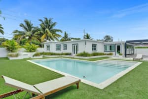 915 N Swinton Avenue, Delray Beach, FL 33444 - MLS#R11104574