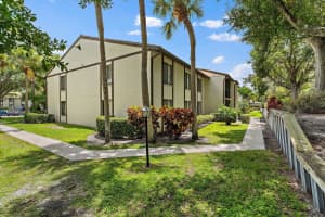 1995 SW Silver Pine Way 119-G2, Palm City, FL 34990 - MLS#R11104594
