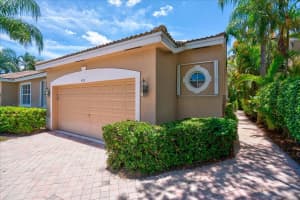 4701 Carlton Golf Drive, Wellington, FL 33449 - MLS#R11104623