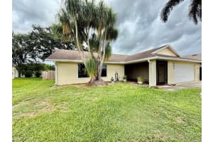 633 SW Gailbreath Avenue, Port Saint Lucie, FL 34953 Sold 08/08/25