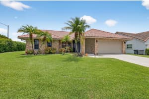 10081 Canoe Brook Circle, Boca Raton