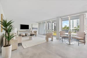 2800 E Sunrise Boulevard 4c, Fort Lauderdale