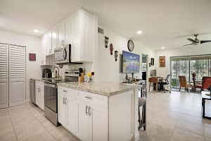 352 Covered Bridge Boulevard A, Lake Worth, FL 33467 - MLS#R11104722