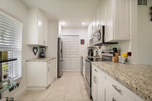 352 Covered Bridge Boulevard A, Lake Worth, FL 33467 - MLS#R11104722