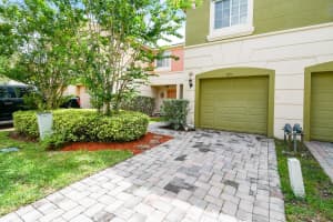 473 SE Bloxham Way, Stuart, FL 34997 Sold 08/29/25