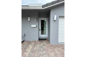 842 NW 6th Terrace, Boca Raton, FL 33486 Sold 10/01/25