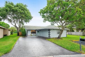 8864 NW 76 Place, Tamarac, FL 33321 Sold 08/22/25