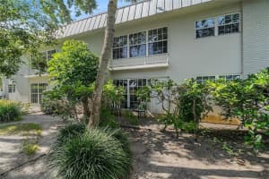 900 Jasmine Lane 102b, Vero Beach