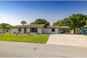 2714 Rhode Island Avenue, Fort Pierce, FL 34947 - MLS#R11104852