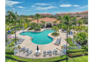 1 Harbour Isle Drive E 2, Fort Pierce, FL 34949 - MLS#R11104874