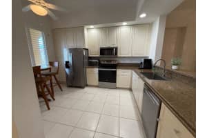 1 Harbour Isle Drive E 2, Fort Pierce, FL 34949 - MLS#R11104874