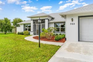 760 Holden Avenue, Sebastian, FL 32958 Sold 07/28/25