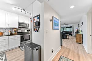 1230 SE Parkview Place D2, Stuart, FL 34994 - MLS#R11104922