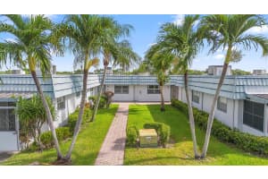 8 Waterford A, Delray Beach, FL 33446 Sold 08/27/25
