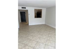 484 NW 165th St Road Street A211, Miami, FL 33169 - MLS#R11104968