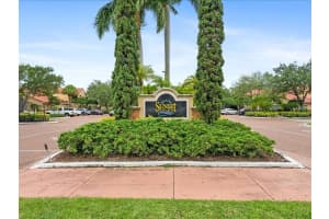 10288 Fox Trail Rd S. 311, Royal Palm Beach, FL 33411 Sold 10/08/25