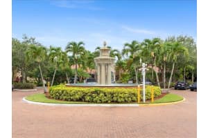 10288 Fox Trail Rd S. 311, Royal Palm Beach, FL 33411 Sold 10/08/25