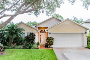 2559 12th Square SW, Vero Beach, FL 32968 Sold 09/05/25