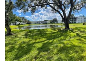 2 Fanshaw A 2, Boca Raton, FL 33434 - MLS#R11105027