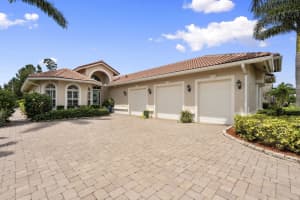 2656 Conifer Drive, Fort Pierce, FL 34951 - MLS#R11105031