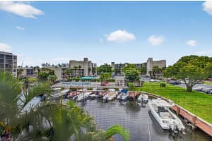 4 Royal Palm Way 3070, Boca Raton