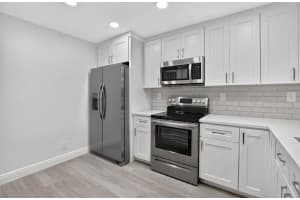 4 Royal Palm Way 3070, Boca Raton, FL 33432 - MLS#R11105046