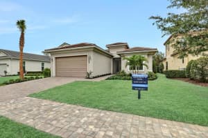 182 SE Calmo Circle, Port Saint Lucie, FL 34984 - MLS#R11105058
