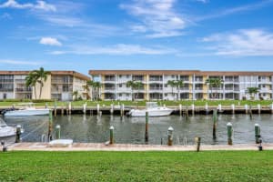 111 Doolen Court 106, North Palm Beach
